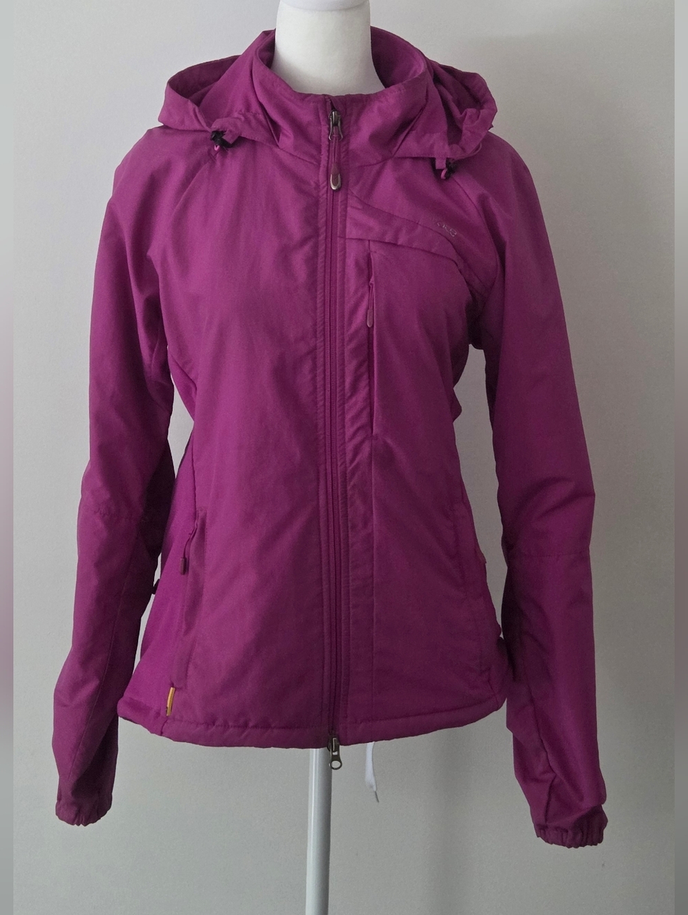 Lole Women's Jacket in Magenta